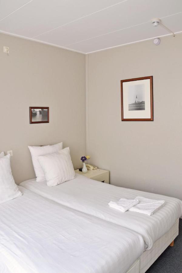 Budget Hotel Koogerend Den Burg Bagian luar foto